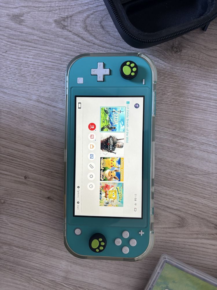 Nintendo switch lite + etui i 4 gry Wiedżmin, BOTW