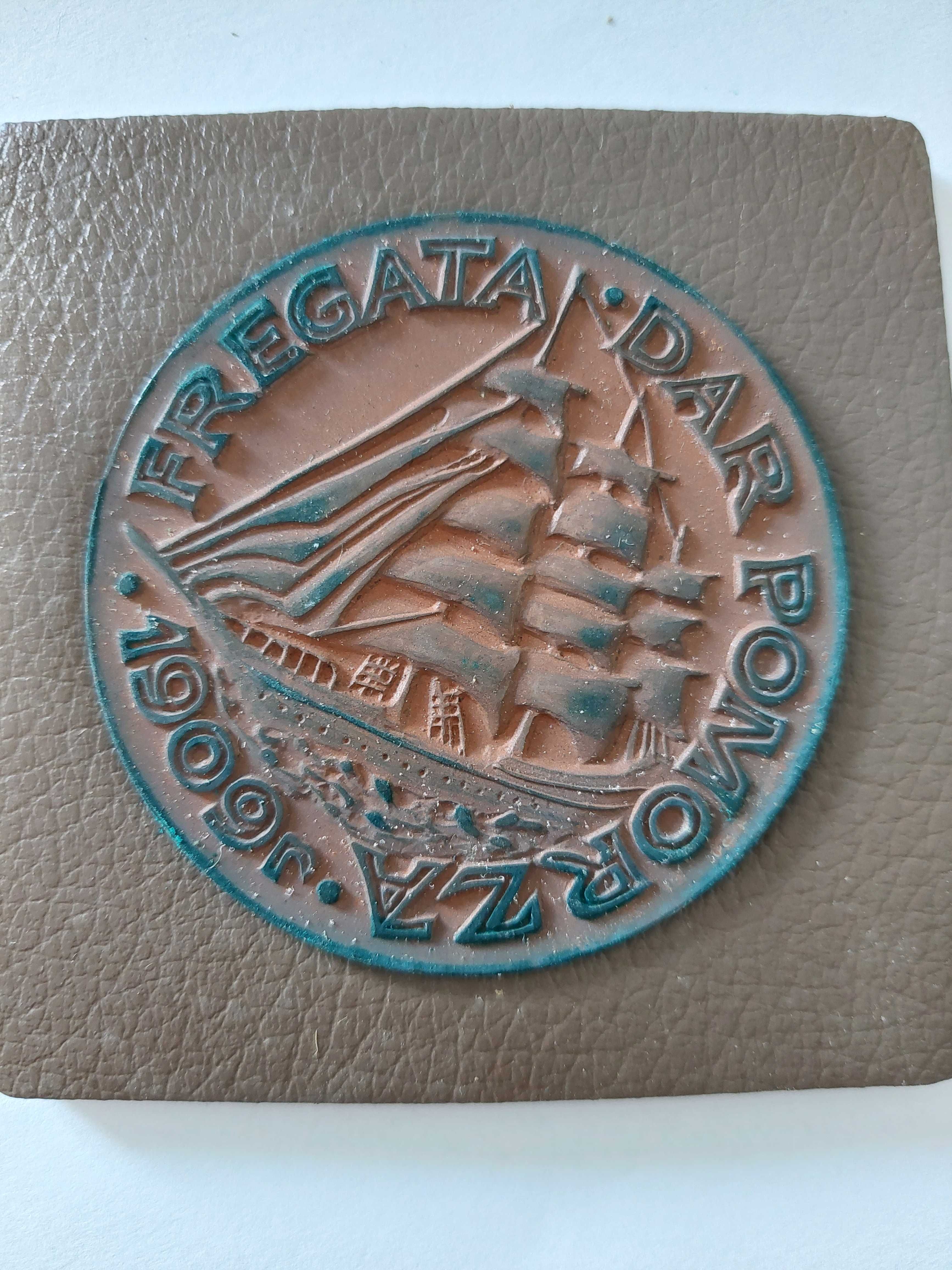 Medal produkcja PRL Fregata Dar Pomorza