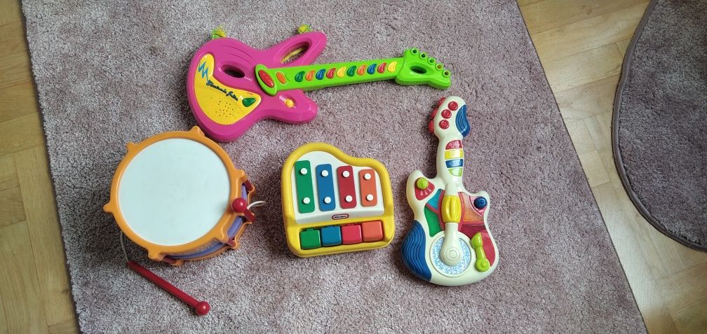 Pianino, Little Zabawka muzyczna. Cymbałki