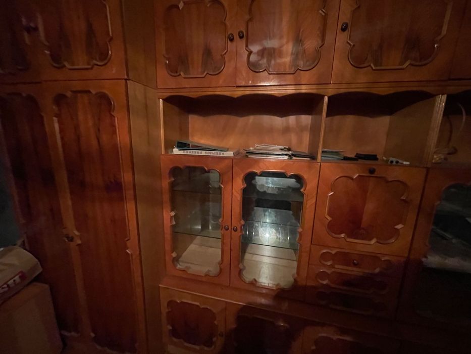 Велика шафа-сервант