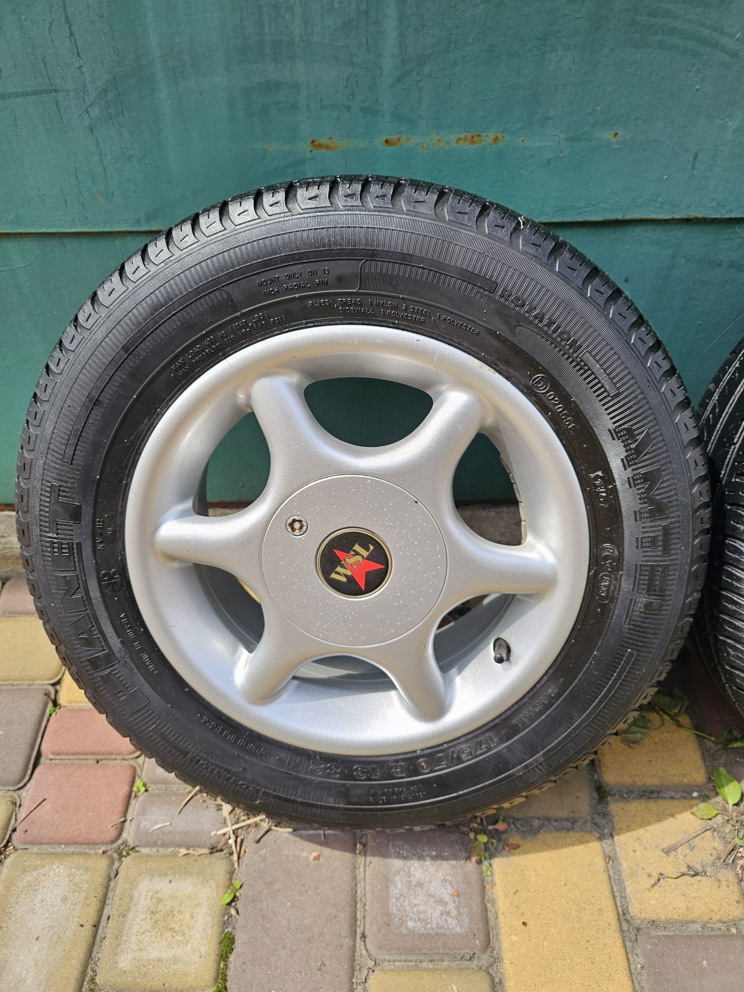 Диски легкосплавні з гумою r13