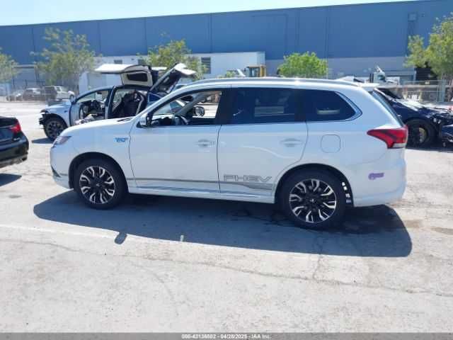 2018 Mitsubishi OUTLANDER PHEV GT