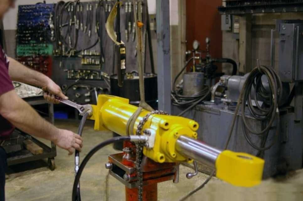 Гідроциліндр камаз маз газон зіл мтз к 700 т-150 юмз.Реставрація ГЦ