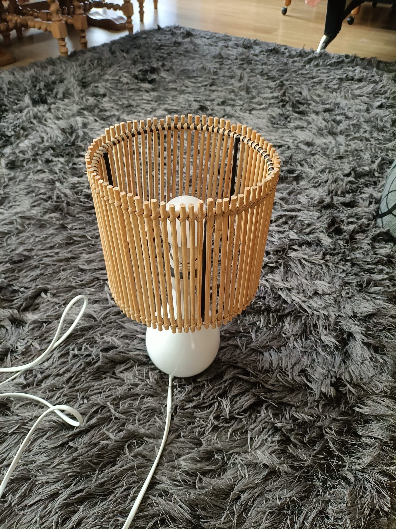 Lampka nocna bambusowa.