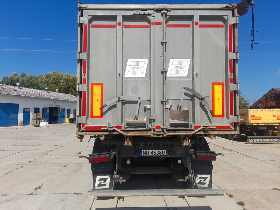 Sprzedam naczepa Zasław 2005r