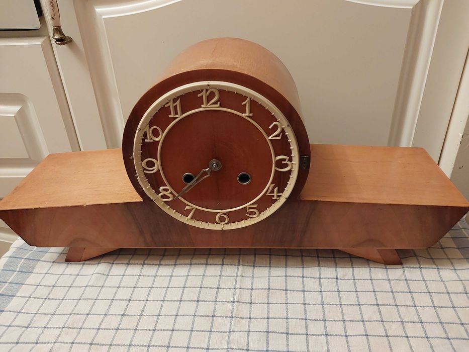 Zegar kominkowy Metron. Stary zegar PRL.