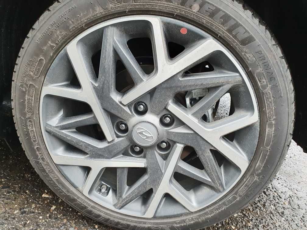 Sprzedam komplet felg wraz z oponami do Hundai Kona hybrid 2021