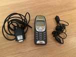 Nokia 6310 z kablem do komputera i słuchawkami