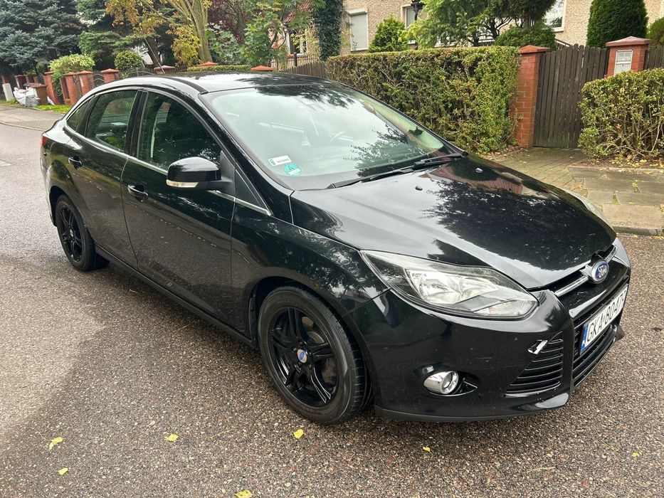 Ford Focus 1.6 benzynka Sedan Europa Full Opcja