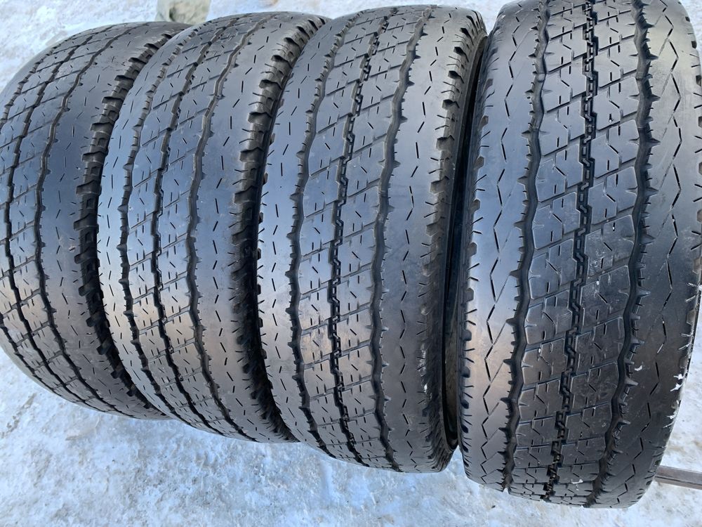 Шини 215/70 R15C Bridgestone  7мм 2019рік 215 70 15С