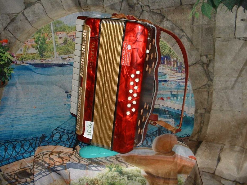 Acordeão Avenda R 1040