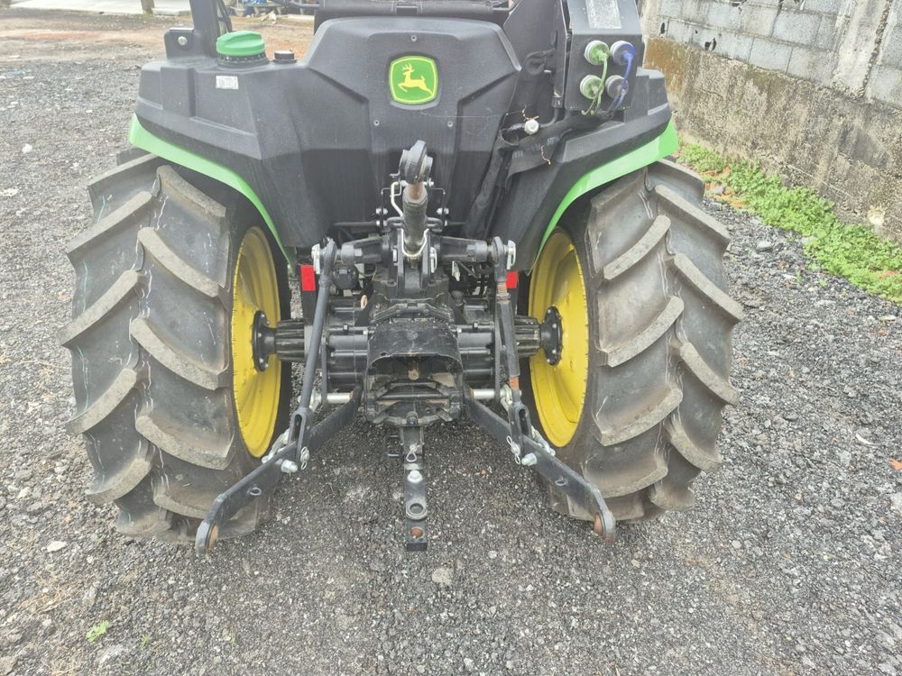 Trator john deere 3038