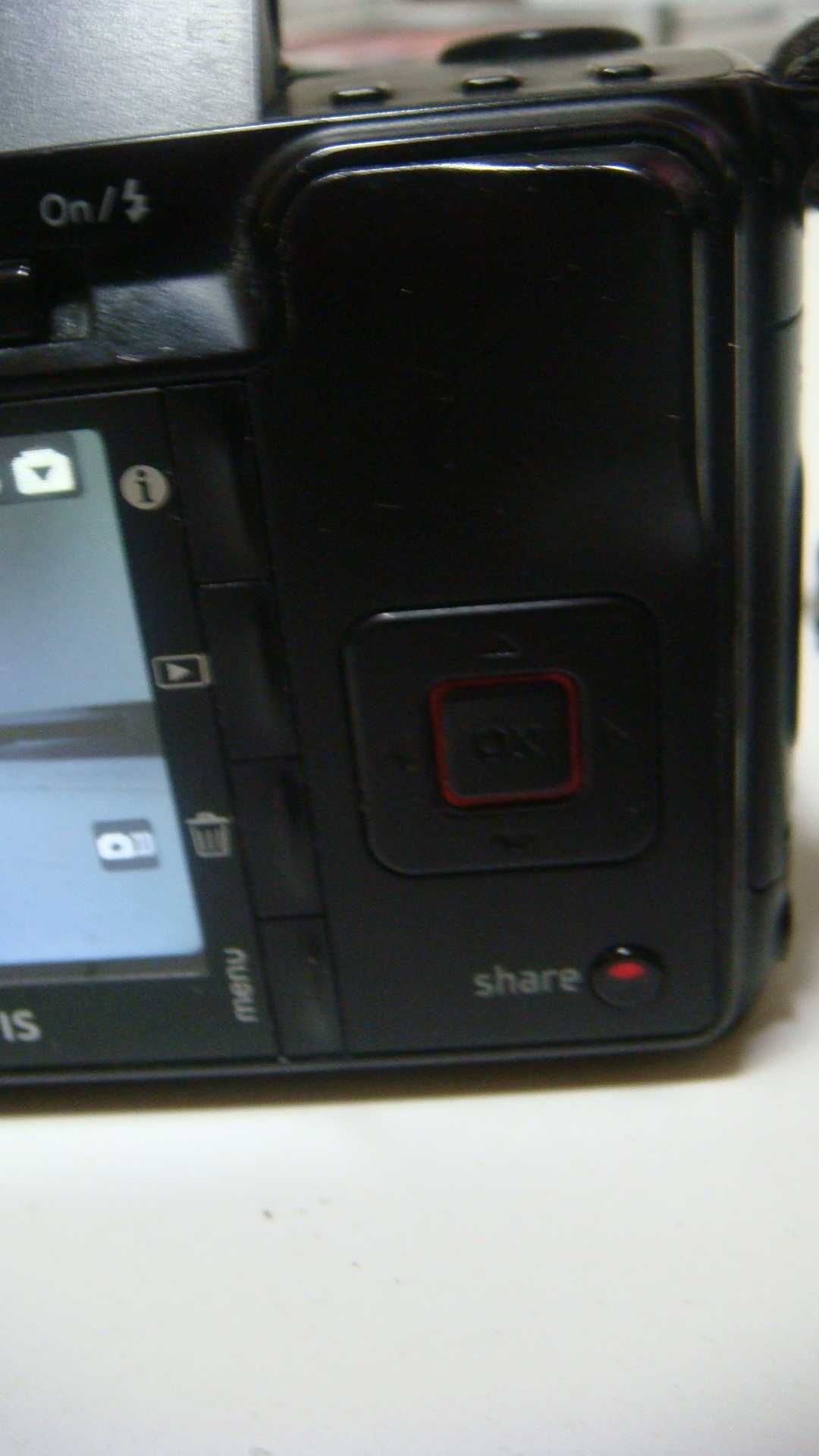 Kodak EasyShare Z8612 IS