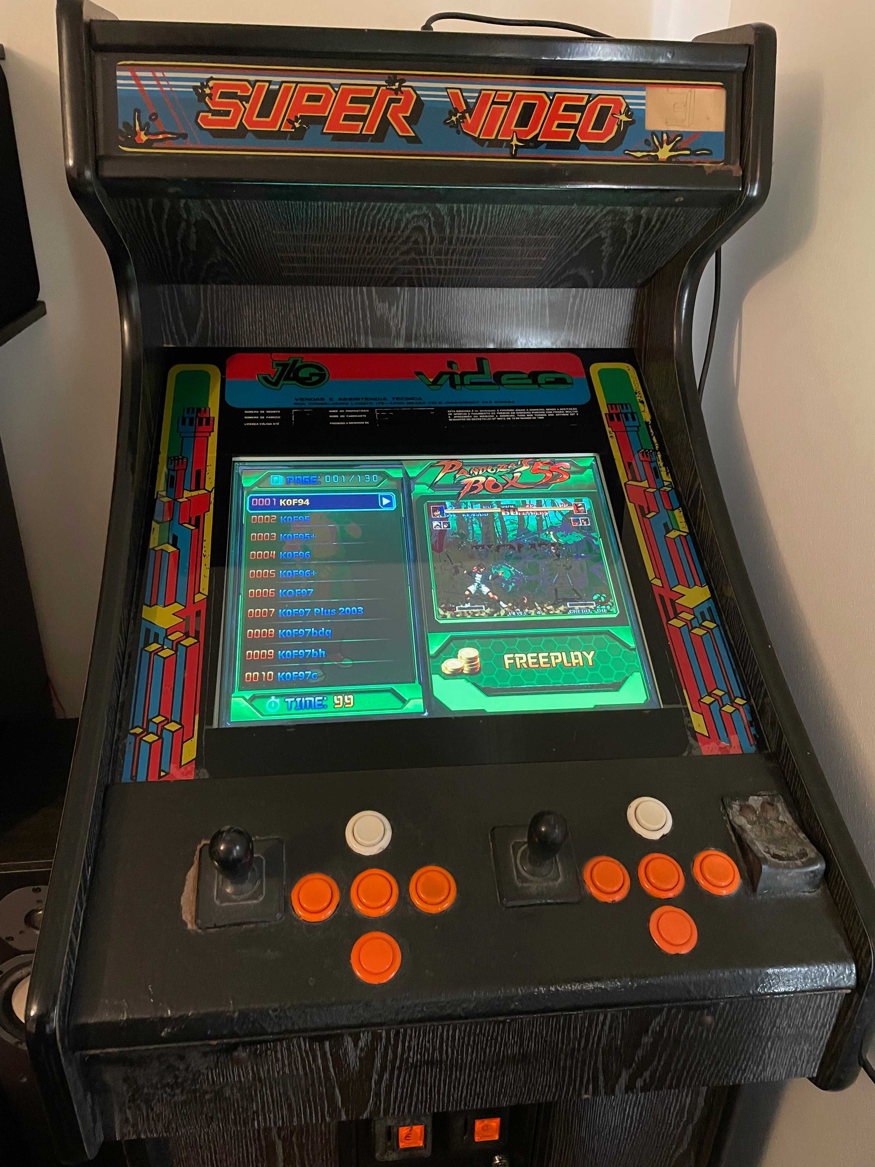 Máquina Arcade com 1299 Jogos