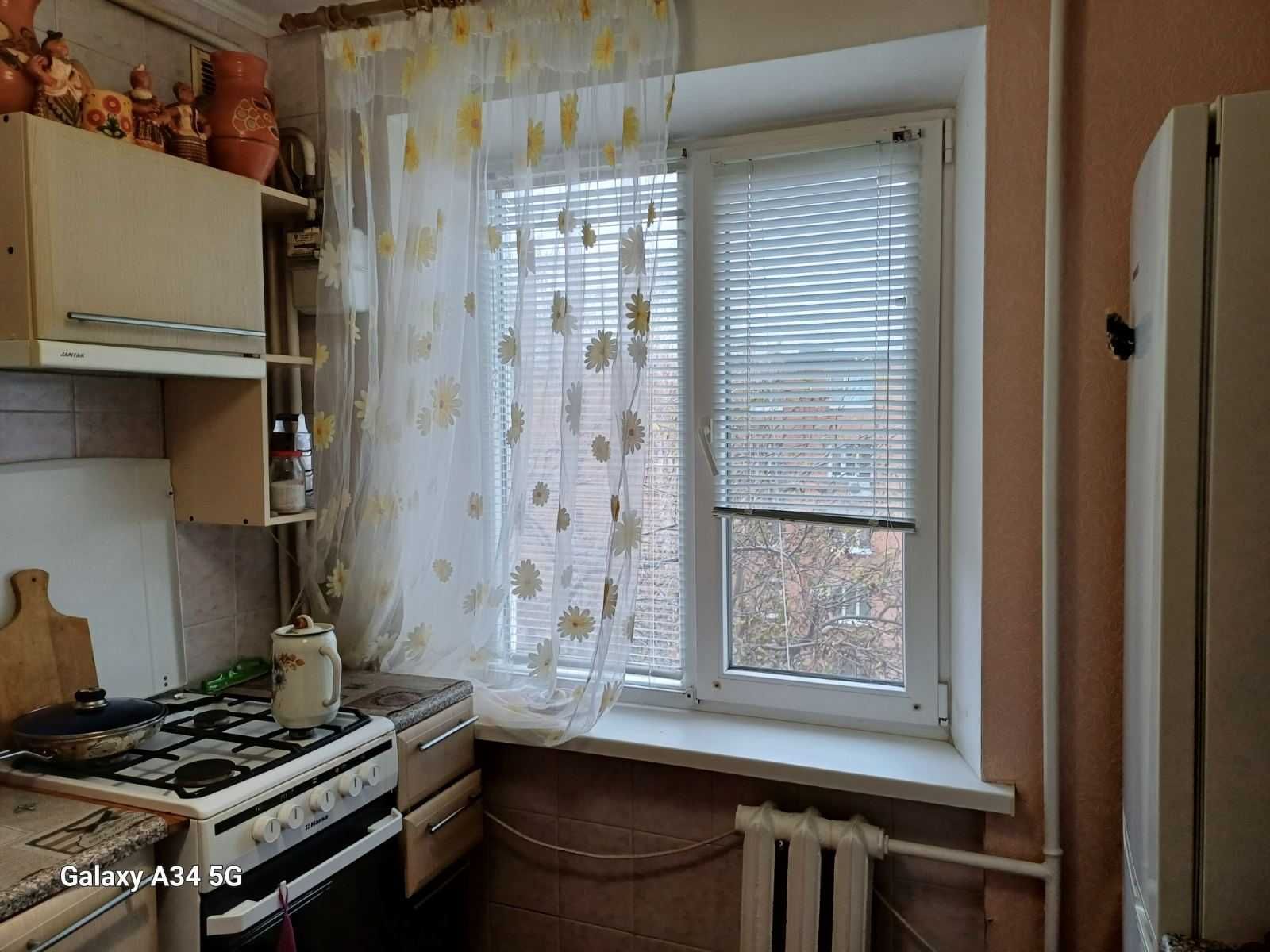 Продам 3 к.квартиру по вул. Наріжного 32 (р-н маг.Мальва)