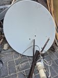 Antena satelitarna