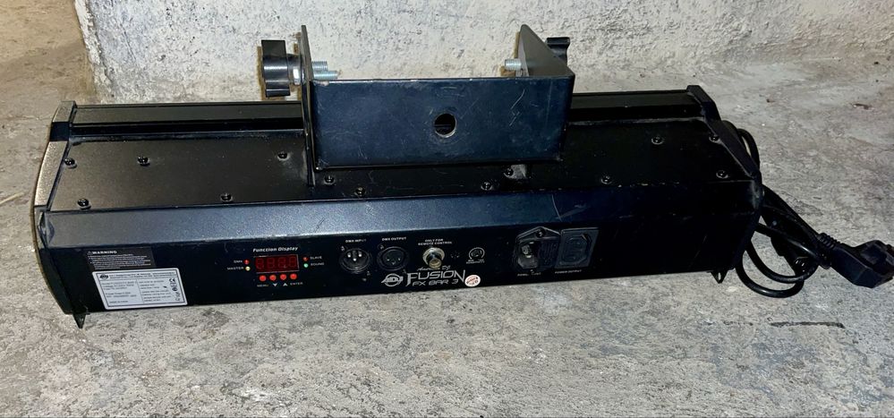Lampa sceniczzna ADJ Fusion FX bar 3