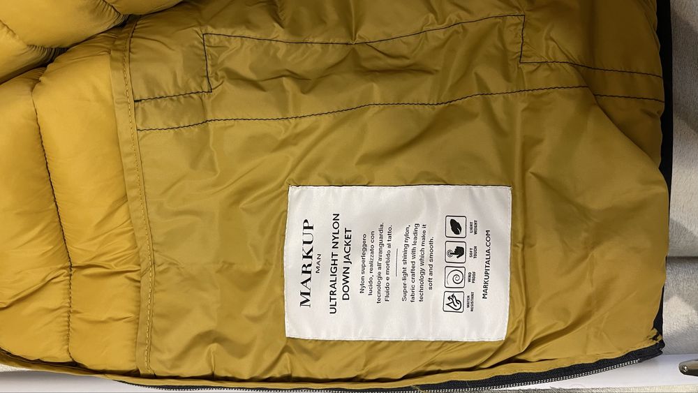 Жилет Markup темно-синій