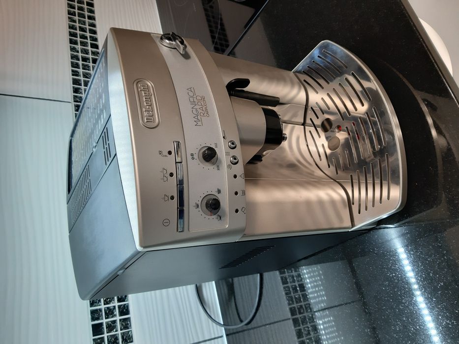 De'Longhi Magnifica Rapid Cappuccino