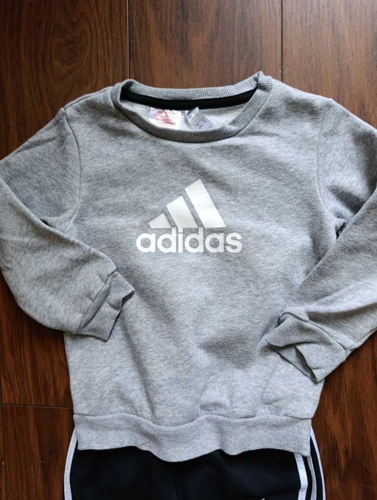 Dres Adidas r.98