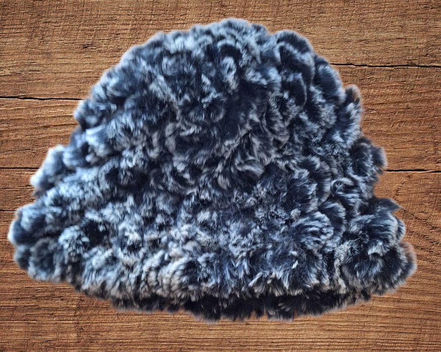 Czapka z futerkiem królika