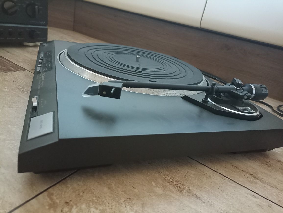 Gramofon Technics SL QX 300