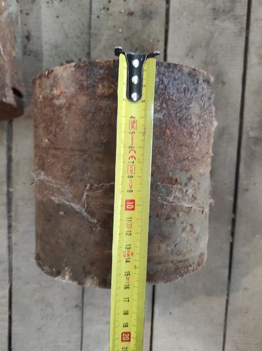 Круг 180 ми сталь ХВГ.довжина 33см.16см.8см.