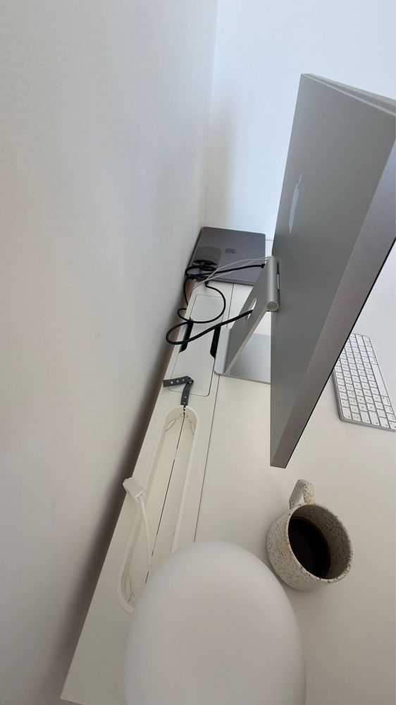 Secretaria Regulavel - MITTZON / standing desk