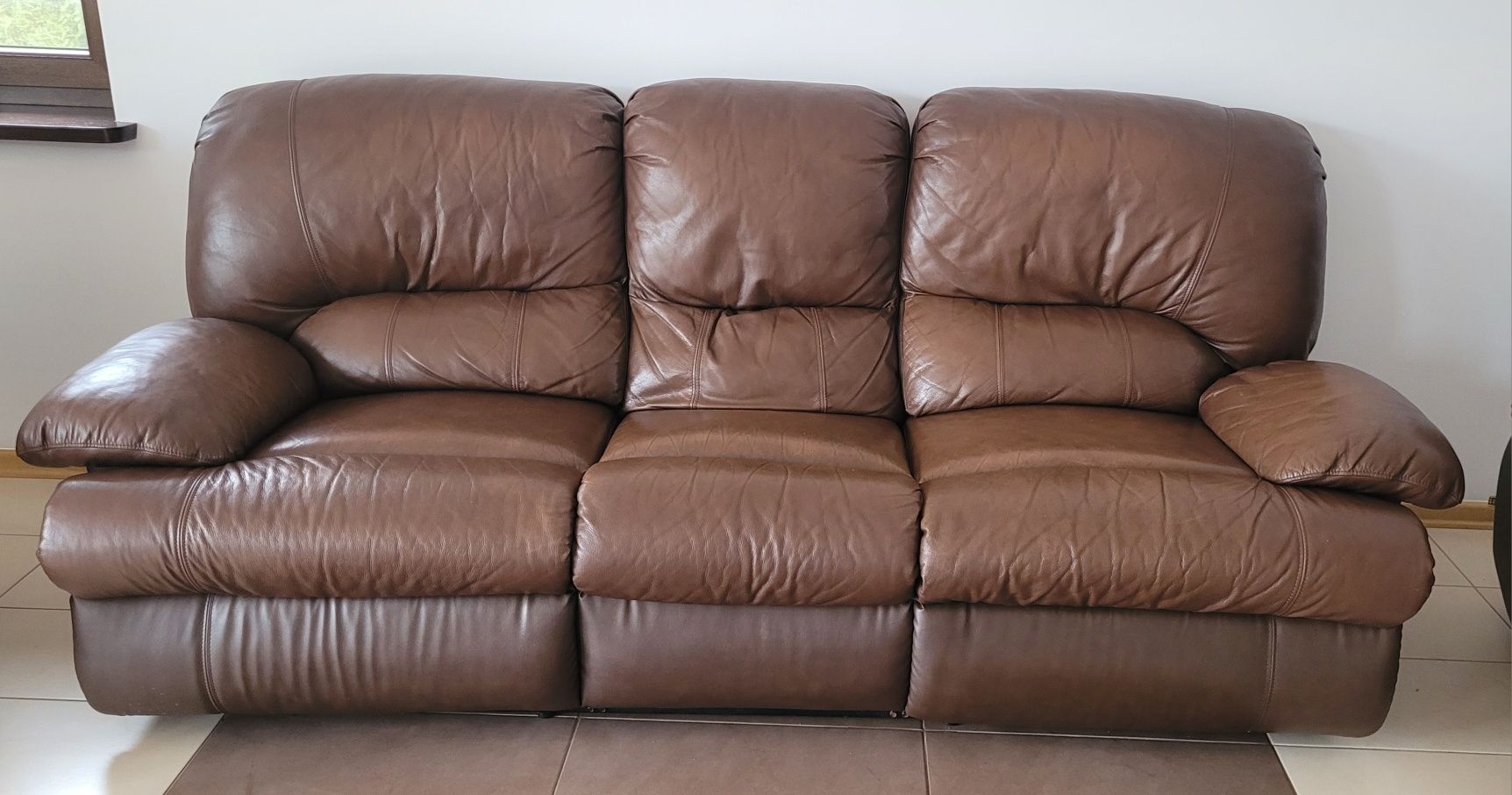 Zestaw Skórzany Sofa 3-osobowa i 2 fotele wszystko z funkcją relaksu