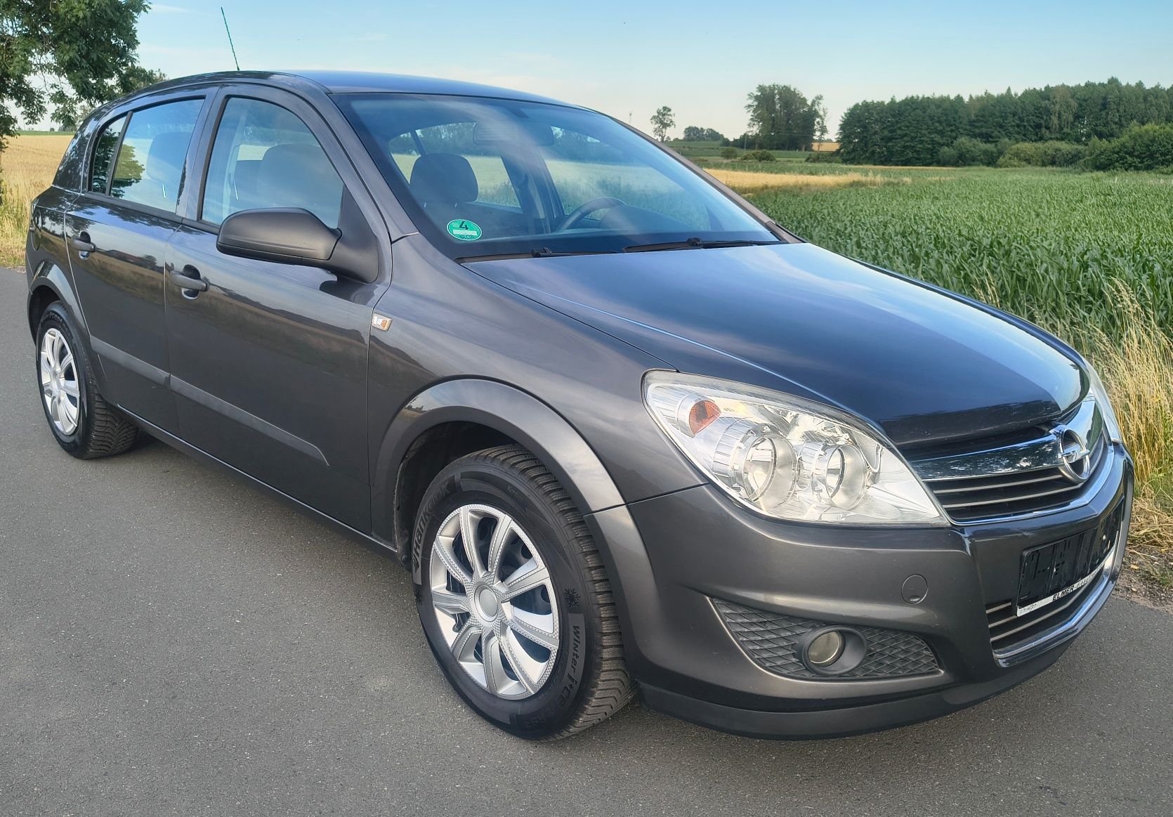 Opel Astra 1.4 Benzyna   Klima  Niemcy  Bez wkładu  2009