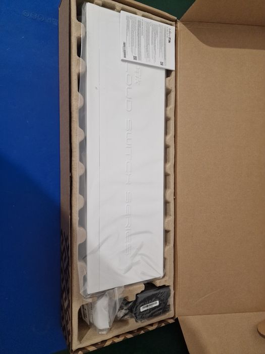 Mikrotik CSS326-24G-2S+RM Switch (New)64354165905793121