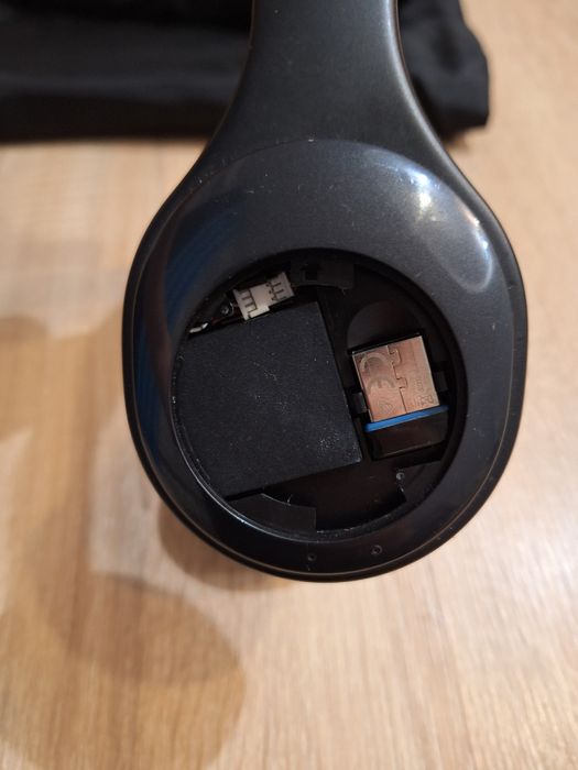 Logitech H800 słuchawki