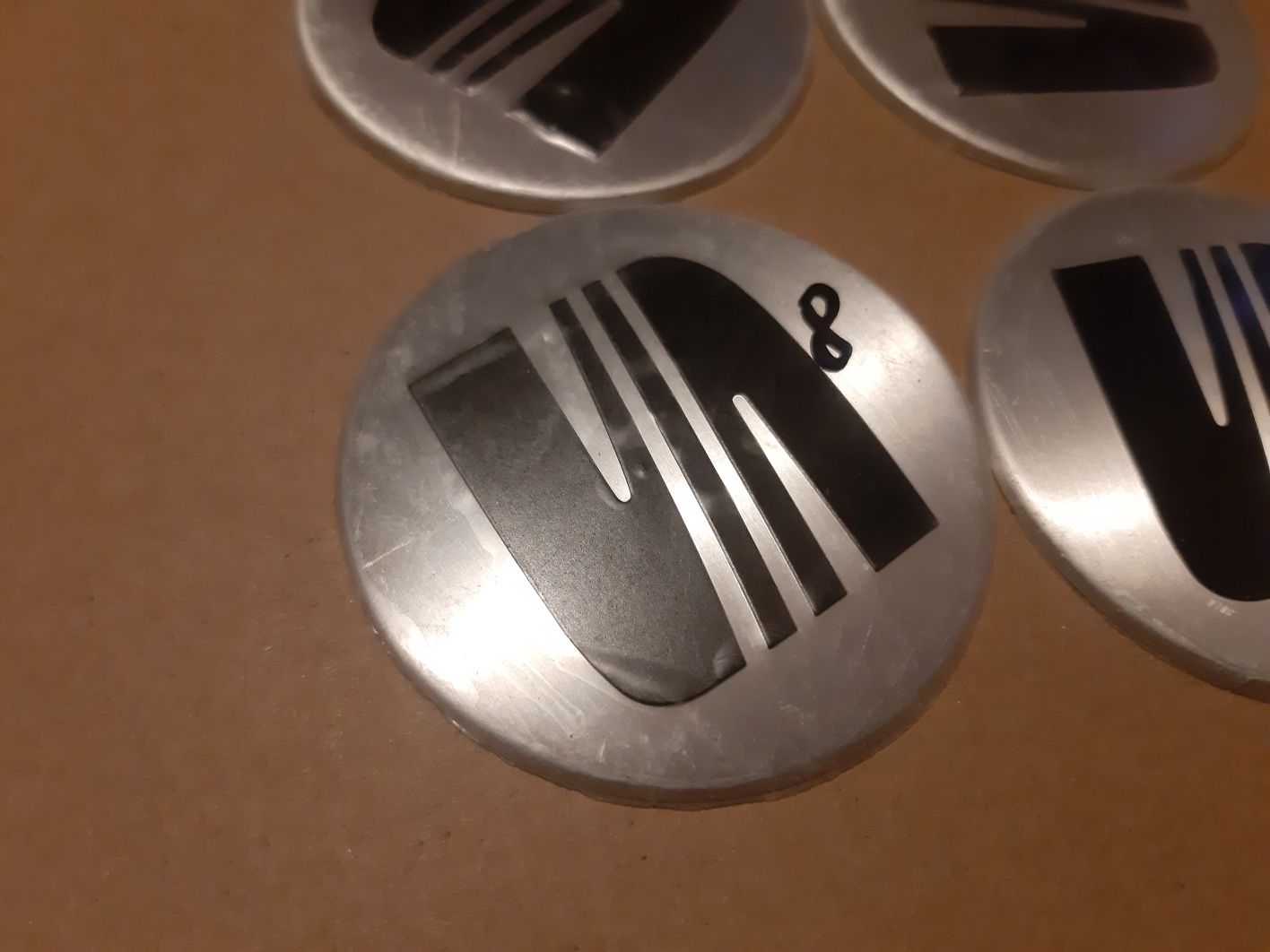 Naklejki emblematy seat 60mm
