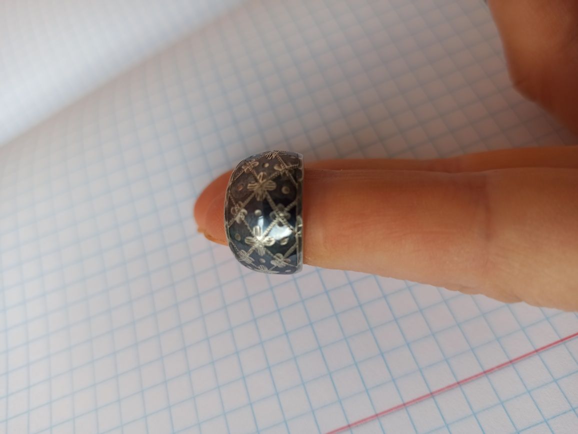 Кольцо с черной эмалью серебро