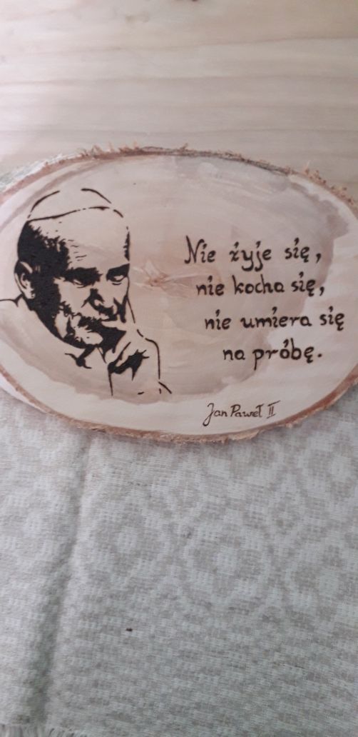 Obrazy własnoręcznie wypalane w drewnie