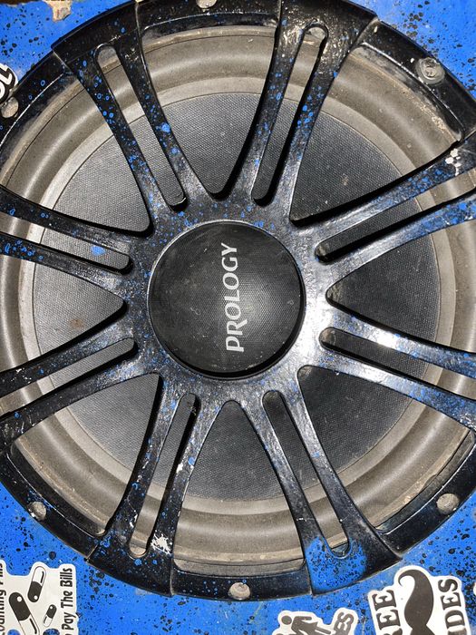 Продам сабуфер prology