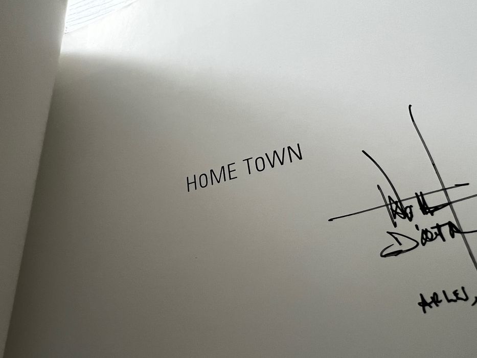 Livro de fotografia Home Town de Antoine D’ Agata