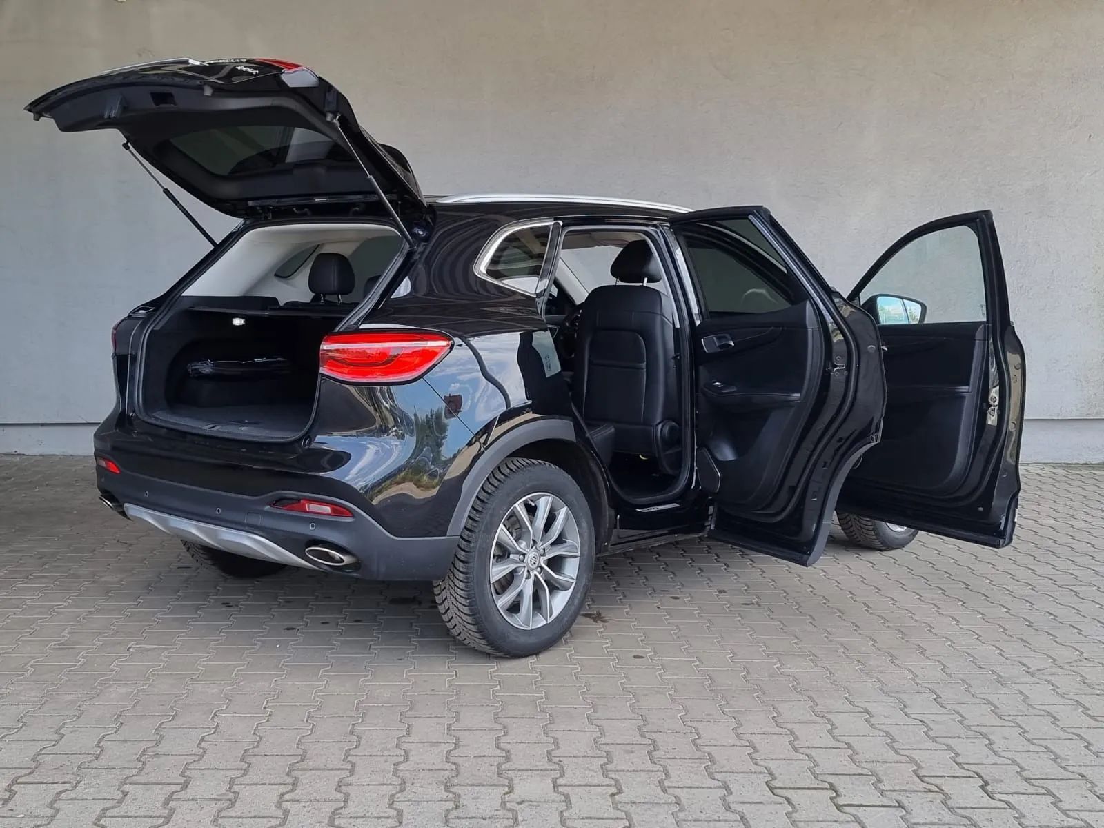 MG HS MG HS 1.5T-GDI Exite Automat