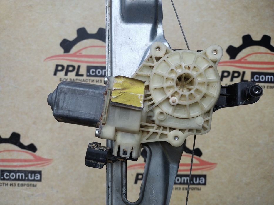 Ford Transit Connect MK2 13-21 Стеклоподъемник задний правый моторчик