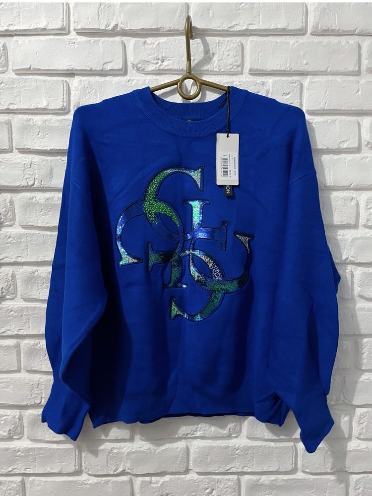 Nowy oryginalny chabrowy/niebieski sweter Guess. Sweter Guess