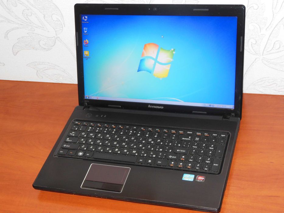 Ноутбук Lenovo IdeaPad G570 - 15,6" - 4 Ядра - 4Gb/320Gb - Идеал !