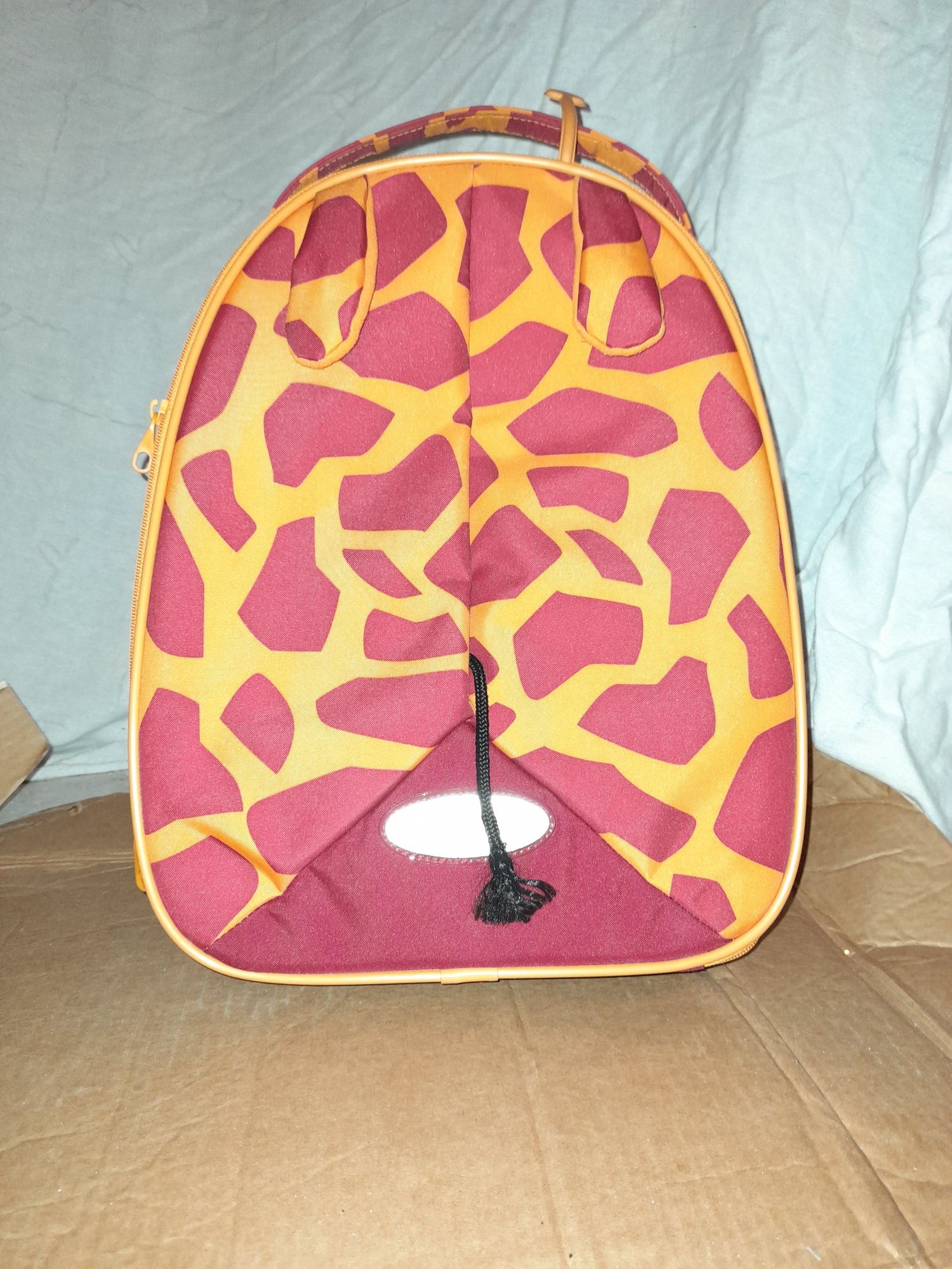 Mochila de girafa com rodinhas