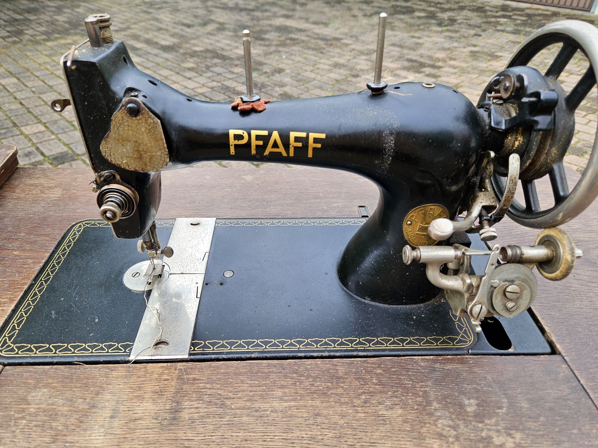 Pfaff 11 maszyna do szycia na części