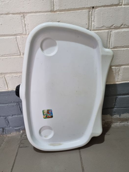 Продам б/в дитячий стілець для годування; детский стульчик для кормлен