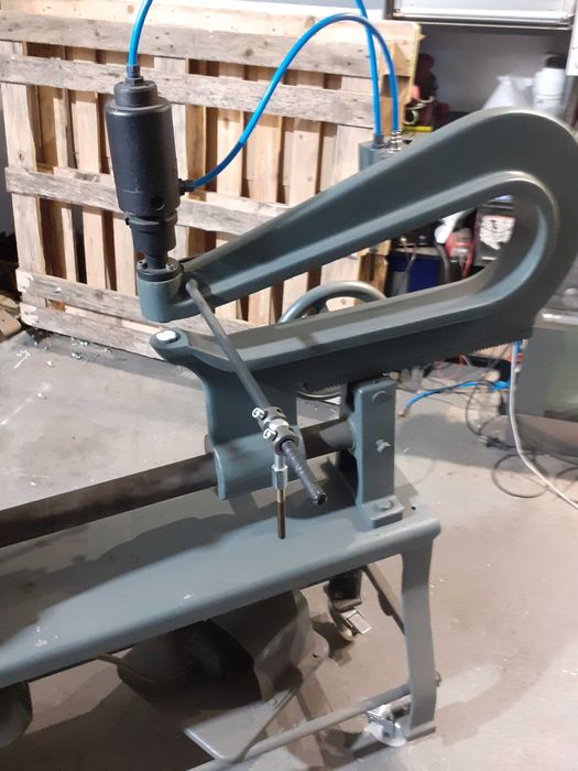 Nożyce krążkowe do kółek Fasti . Stan bdb