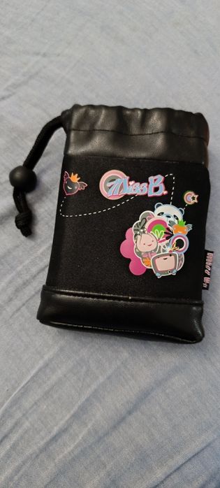 Bolsa Miss B, forrada por dentro , em bom estado
