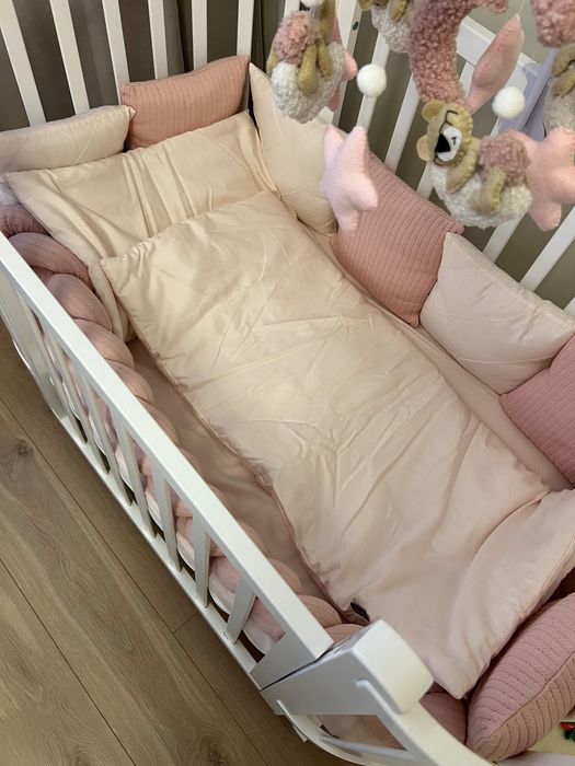 Ліжечко дитяче..