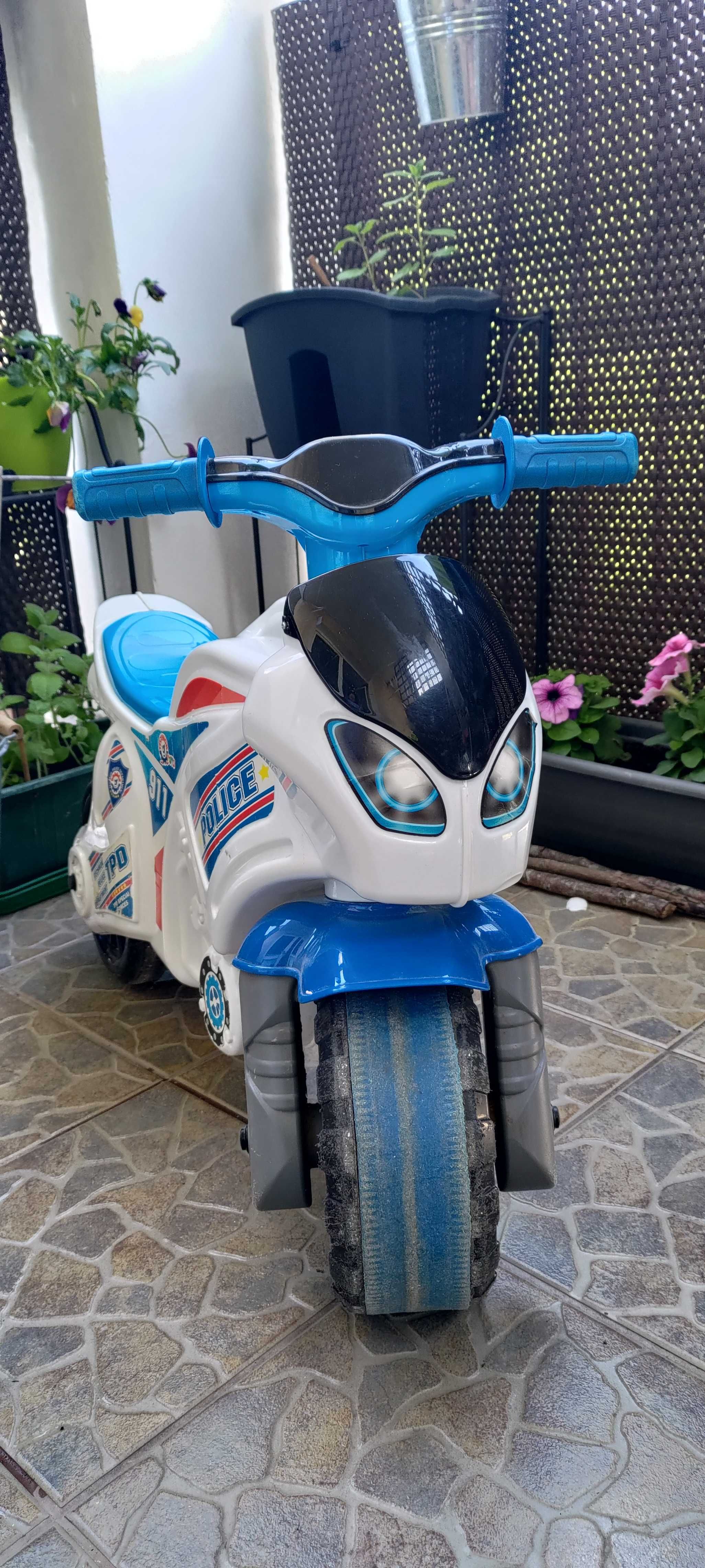 Motor jeździk, odpychacz, rowerek biegowy