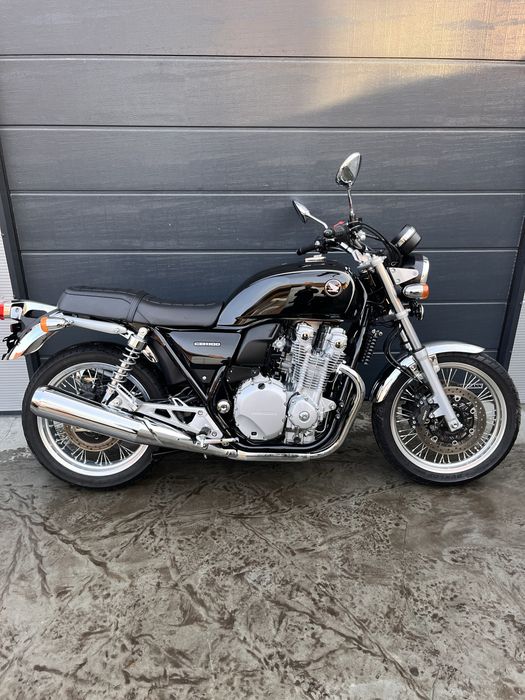 Honda cb1100 niski przebieg