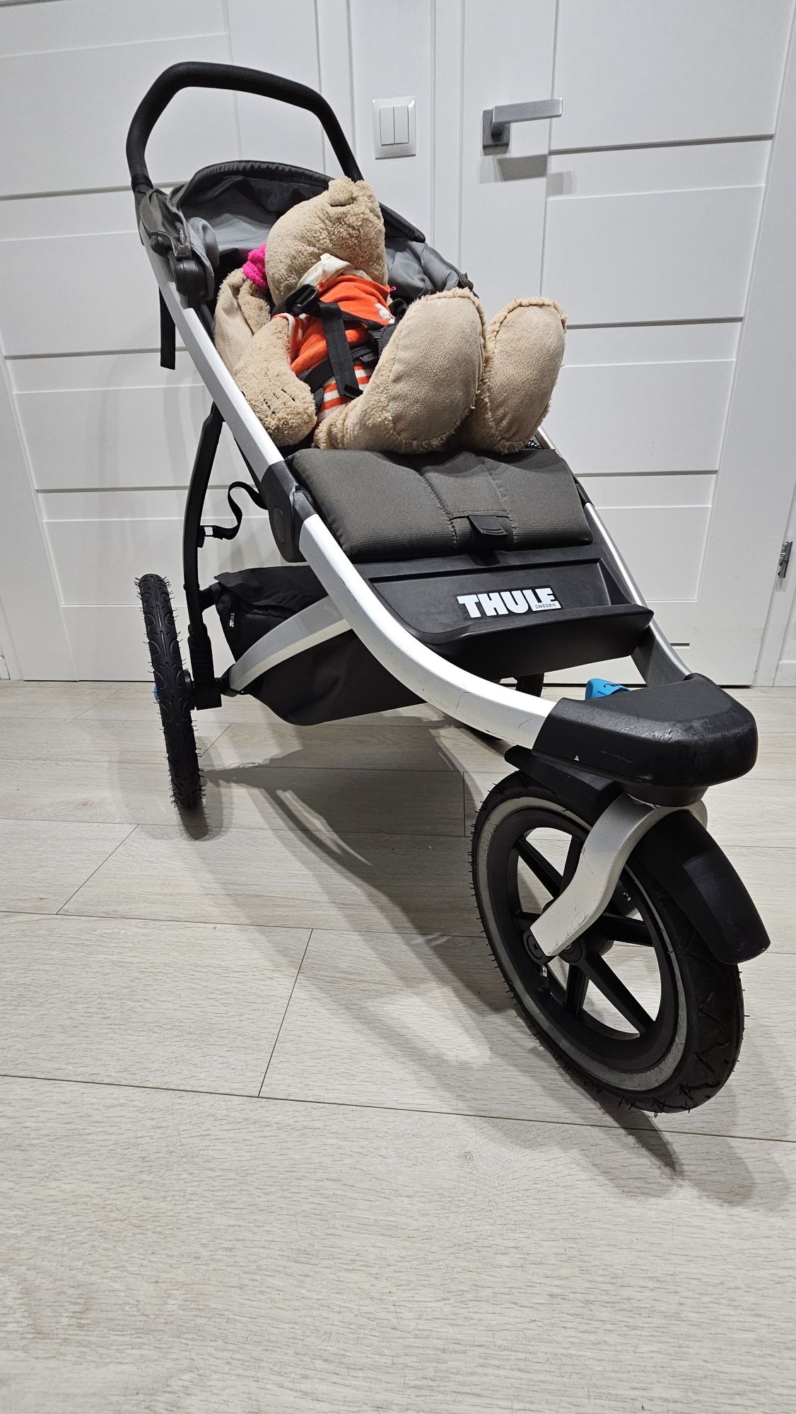 Thule Urban Glide wózek biegowy do biegania stan 9/10